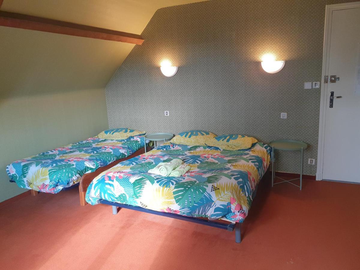 Le Curieux De Conques Bed & Breakfast Saint-Cyprien-sur-Dourdou ภายนอก รูปภาพ