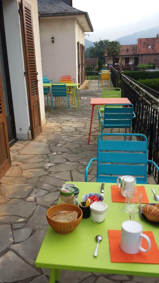Le Curieux De Conques Bed & Breakfast Saint-Cyprien-sur-Dourdou ภายนอก รูปภาพ