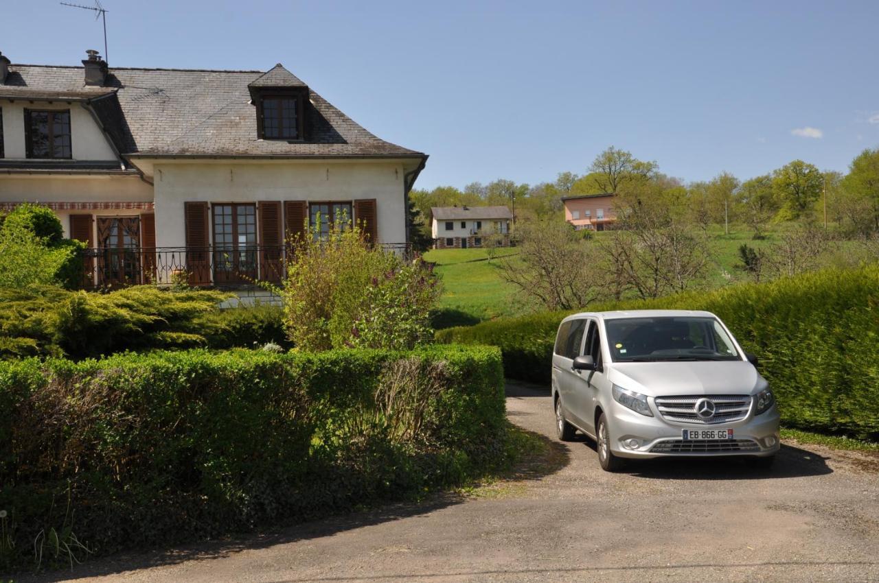 Le Curieux De Conques Bed & Breakfast Saint-Cyprien-sur-Dourdou ภายนอก รูปภาพ